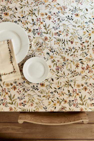 FLORAL PRINT RESIN-COATED TABLECLOTH - Greens by Zara