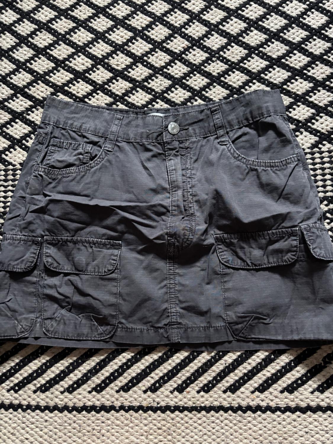 CARGO MINI SKIRT