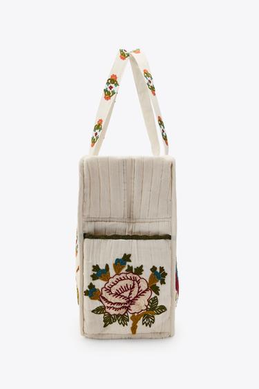 SAC MATELASSÉ BRODERIES FLEURS - Écru de Zara - Image 2