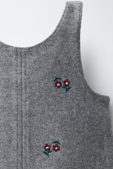 ROBE-SALOPETTE STRUCTURÉE À FLEURS BRODÉES - Gris anthracite de Zara - Image 2