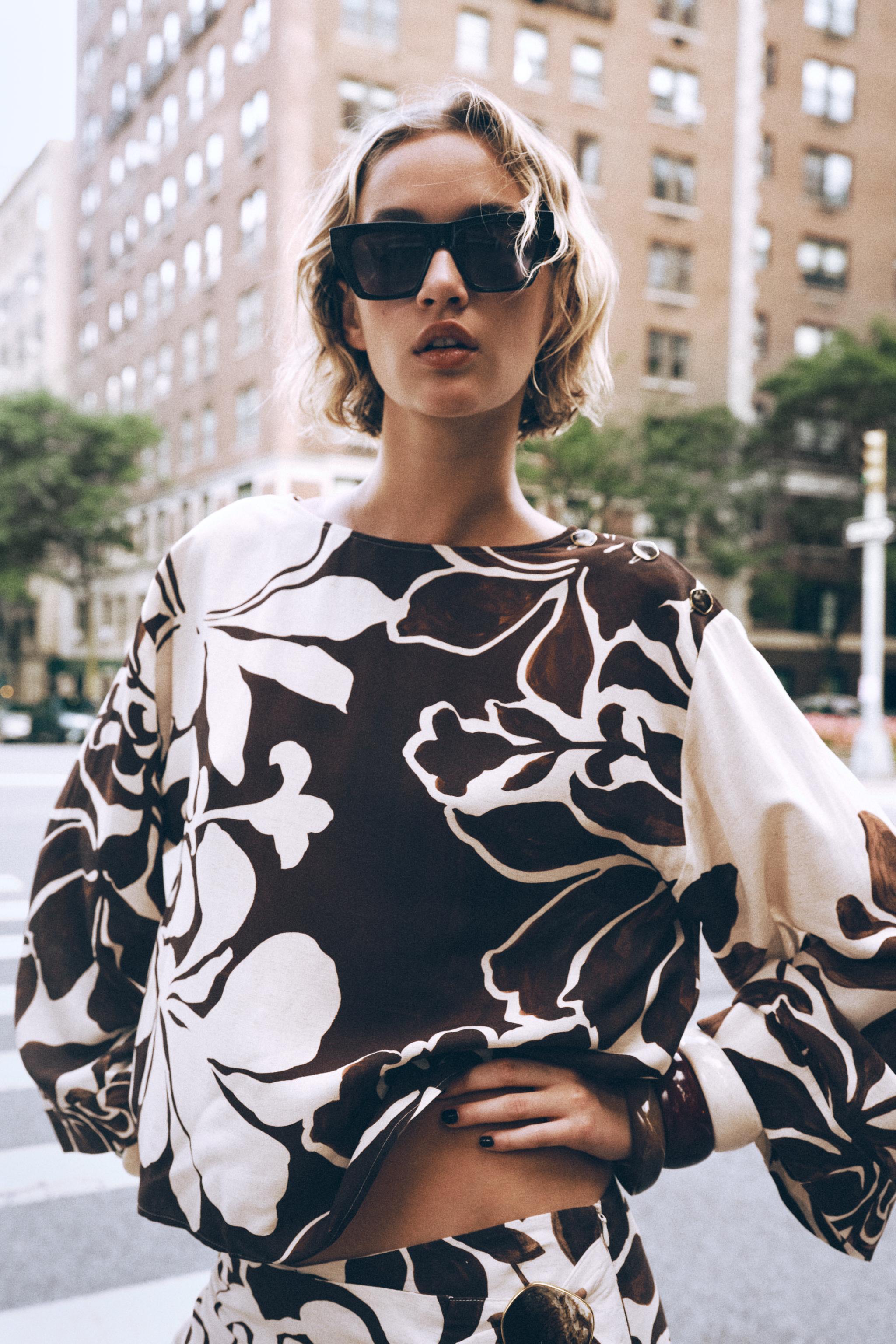 TOP À IMPRIMÉ FLORAL