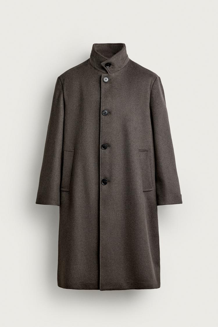 Abrigo relaxed fit cuello alto