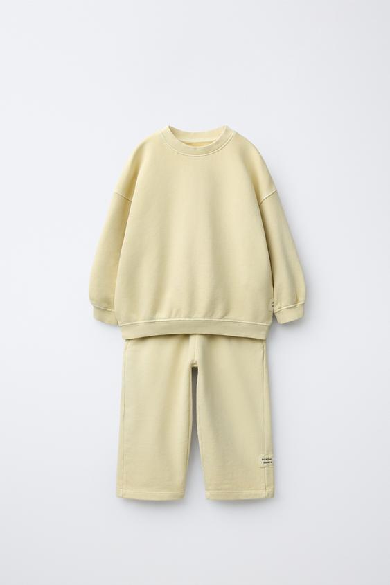 ENSEMBLE SWEAT-SHIRT ET PANTALON WIDE LEG ÉTIQUETTE - Jaune de Zara - Image 0