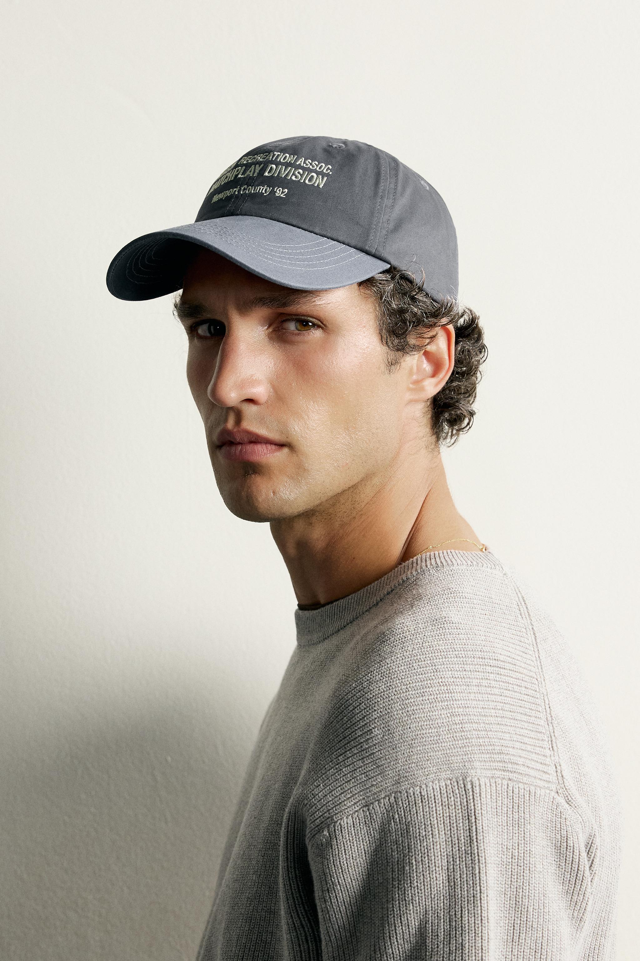 CASQUETTE DÉLAVÉE INSCRIPTION BRODÉE
