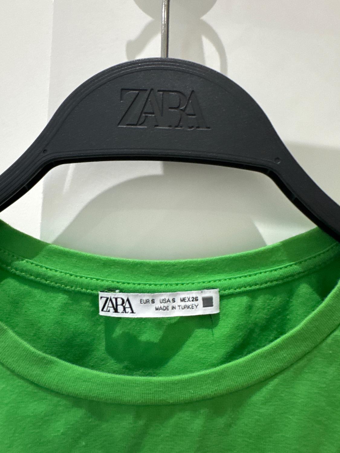 GREEN CROP TOP - Image 2