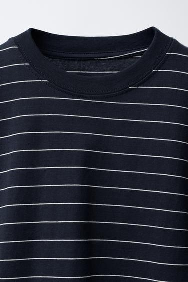 LOT DE TROIS T-SHIRTS UNIS ET RAYÉS - Gris de Zara - Image 3