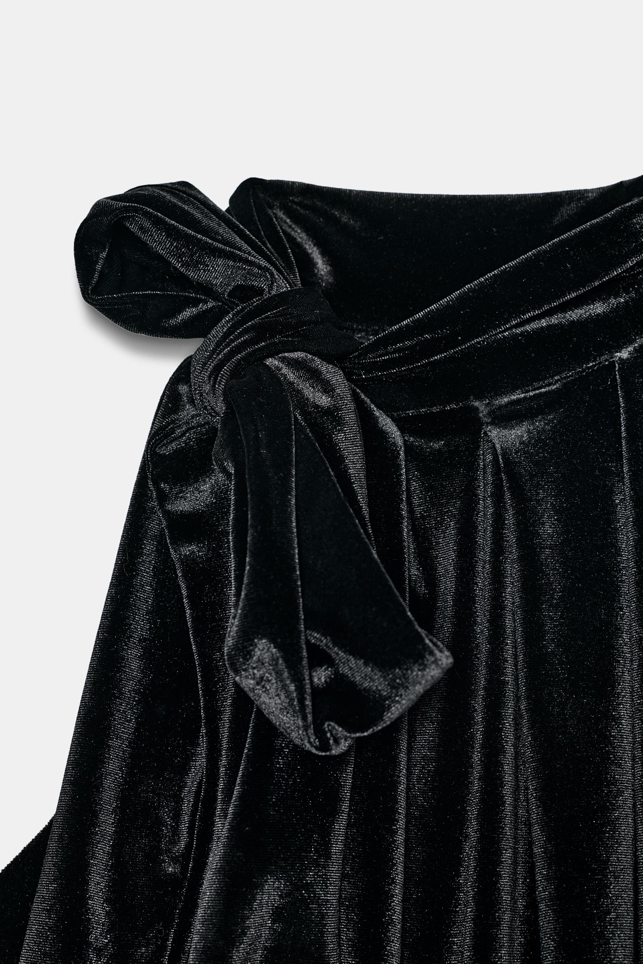 TOP BOULE EN VELOURS AVEC NŒUD