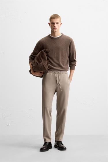 PANTALÓN CINTURA JOGGER CONFORT - Tostado oscuro de Zara - Imagen 0