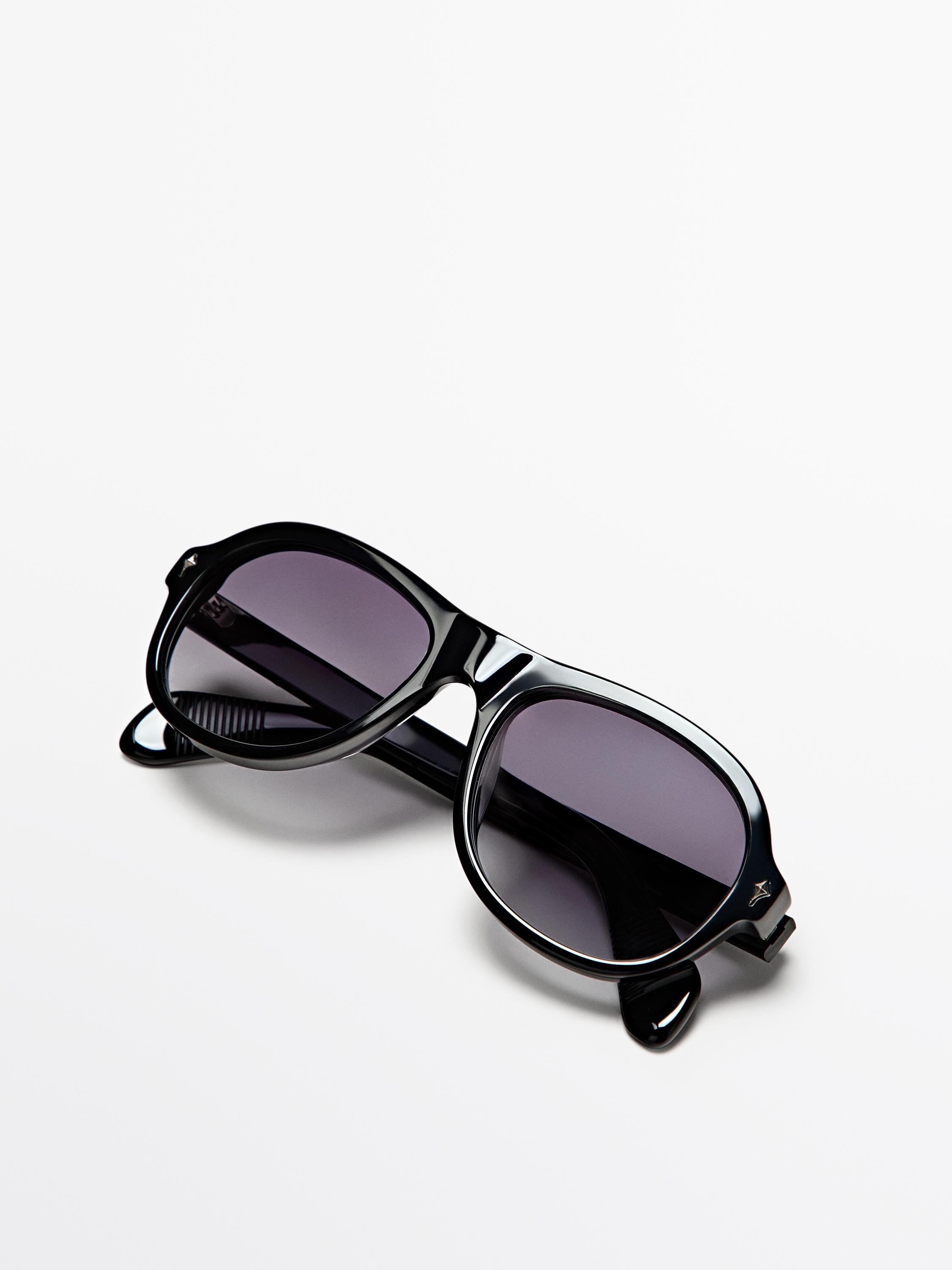 Aviator sunglasses