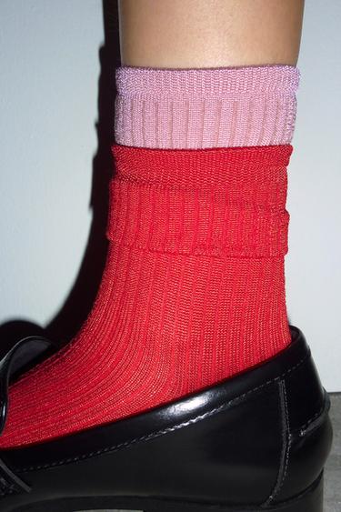 LAYERED-EFFECT RIBBED SOCKS — Red 2