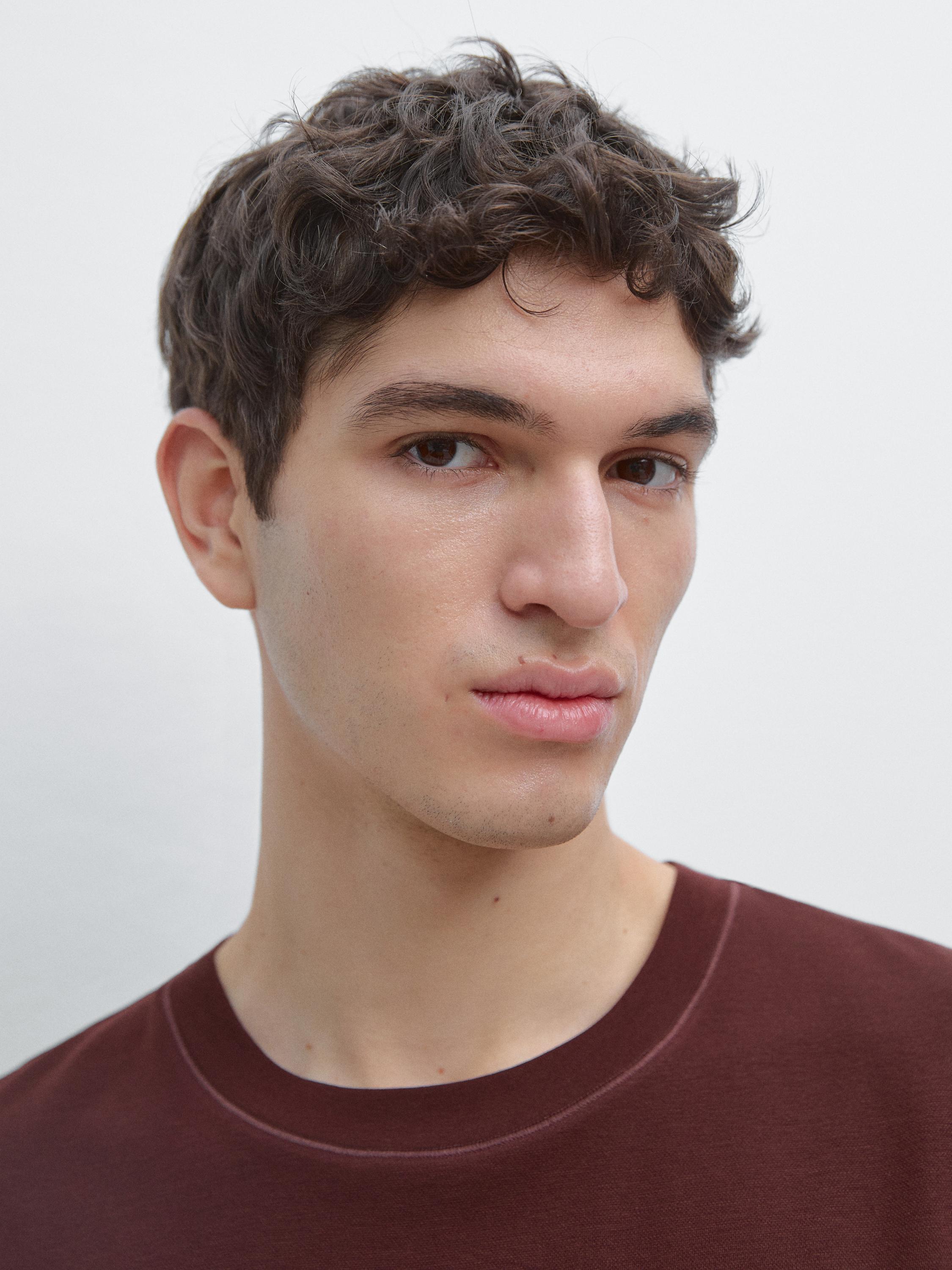 Short sleeve cotton blend T-shirt