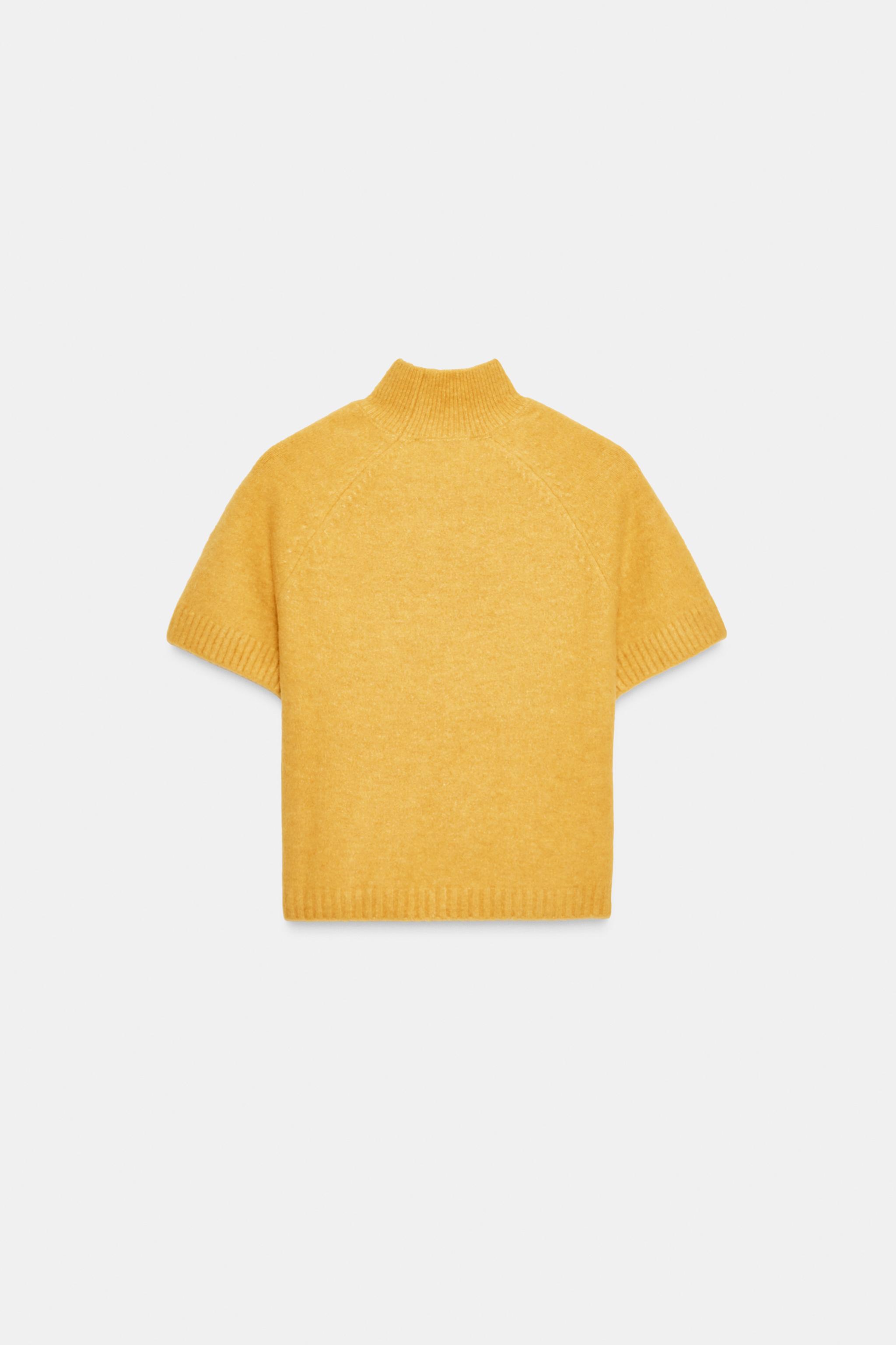 SHORT SLEEVE SOFT KNIT JUMPER