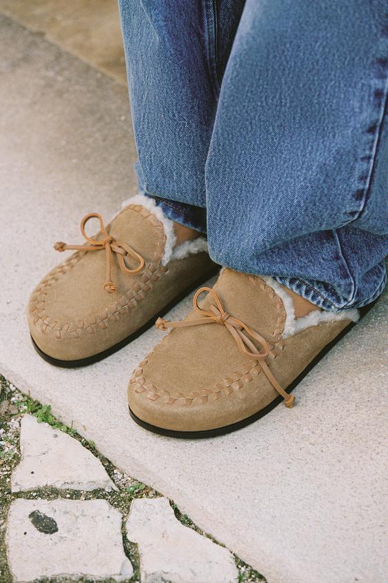 FAUX SHEARLING LEATHER CLOGS