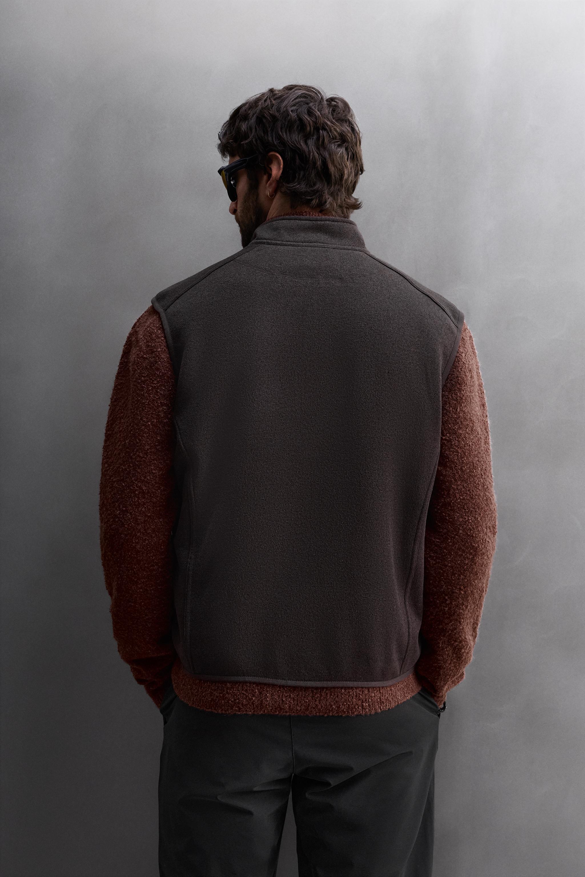 COMBINATION FLEECE KNIT VEST