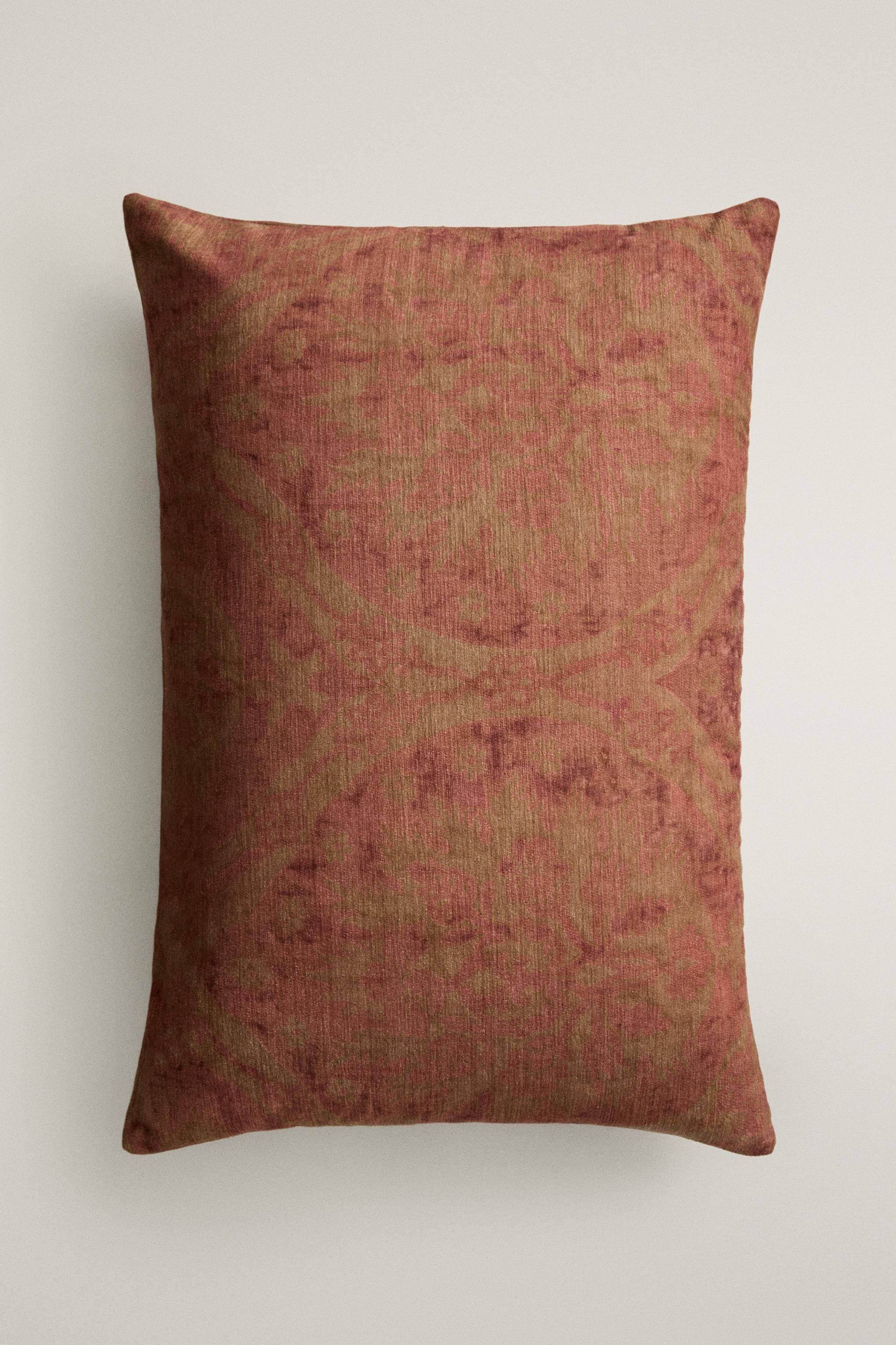 PRINTED VELVET THROW PILLOW COVER