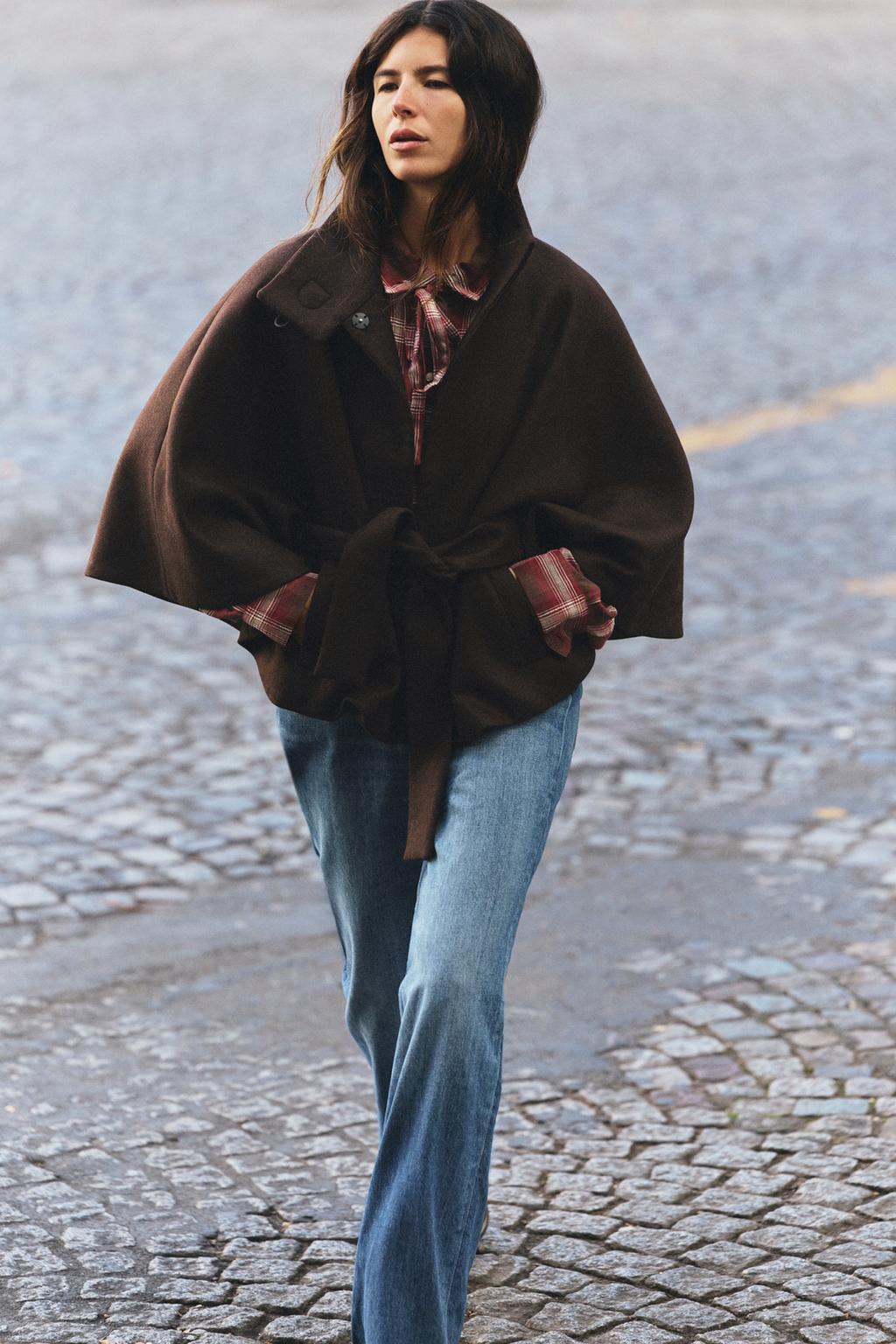 WOOL BLEND CAPE COAT WITH BELT