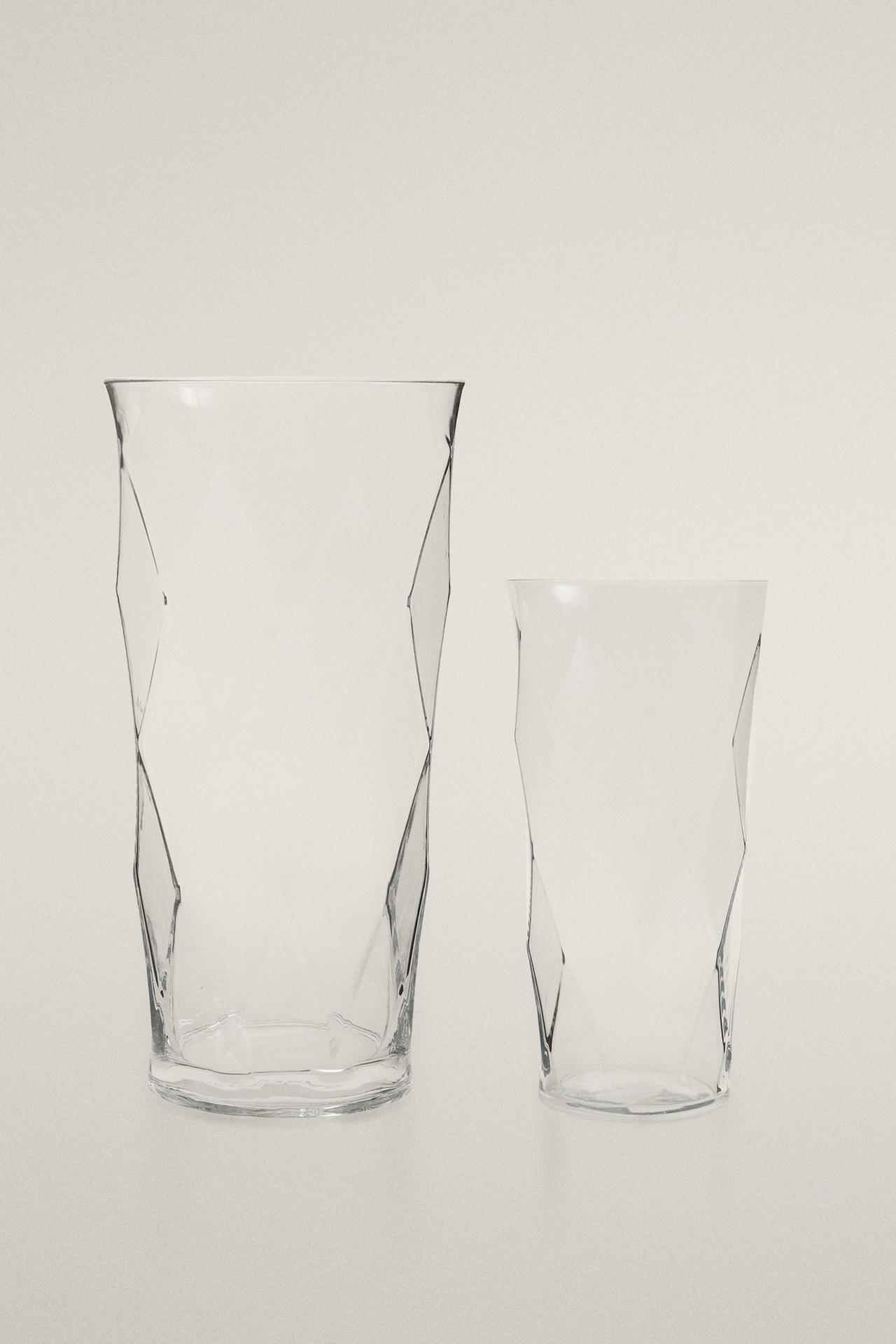 TALL DECORATIVE GLASS VASE — Transparent