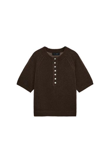 سترة محاكة بأكمام قصيرة وأزرار - بني الخاص بـ Zara