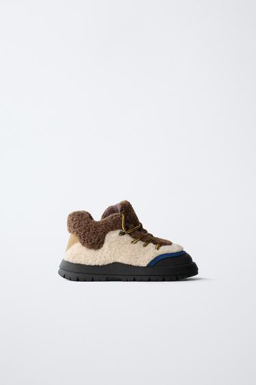 ЧЕРЕВИКИ ЗІ ШТУЧНОЮ ОВЧИНОЮ - Пісочно-коричневий Zara - Зображення 0