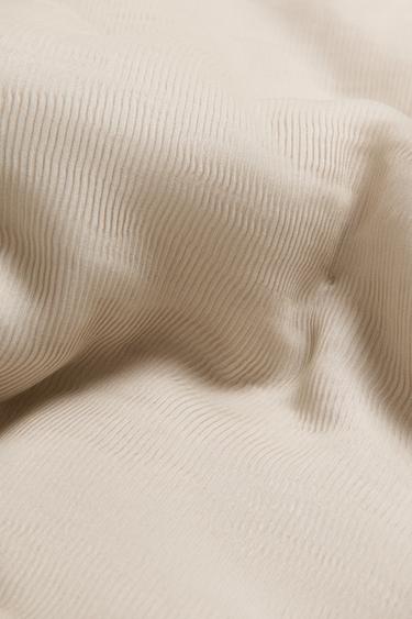 ÉDREDON PIED DE LIT PLISSÉ - Marron de Zara - Image 3