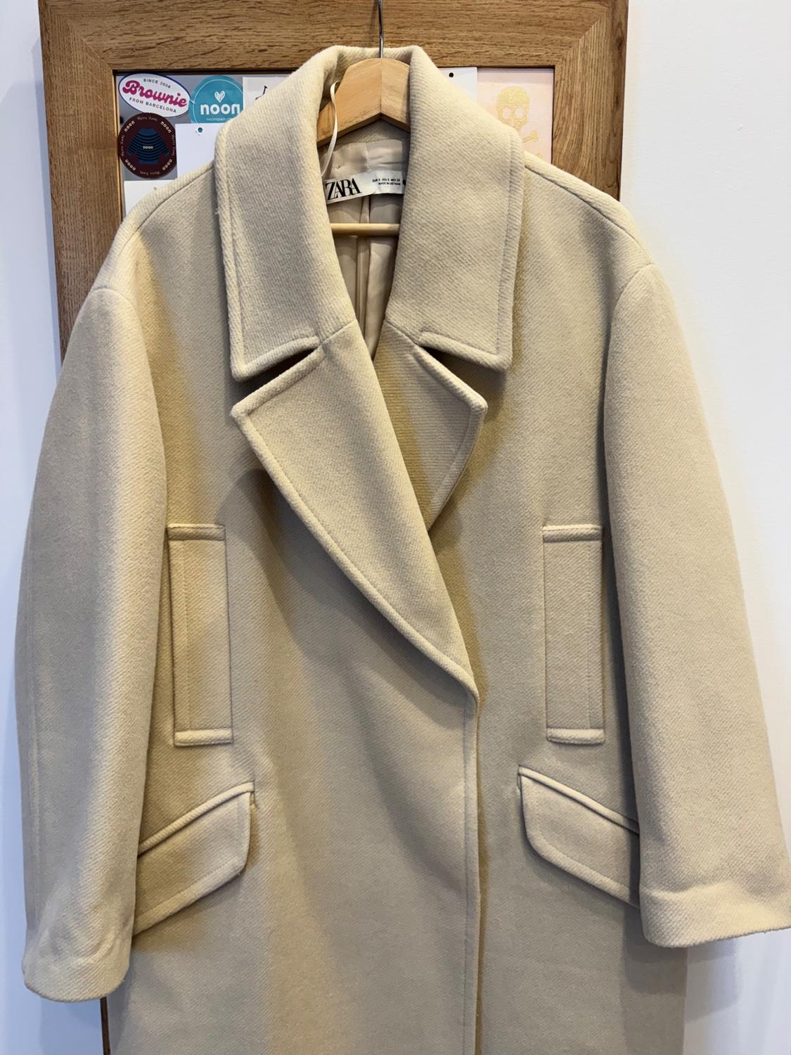 OVERSIZED COAT WITH POCKETS - Image 2