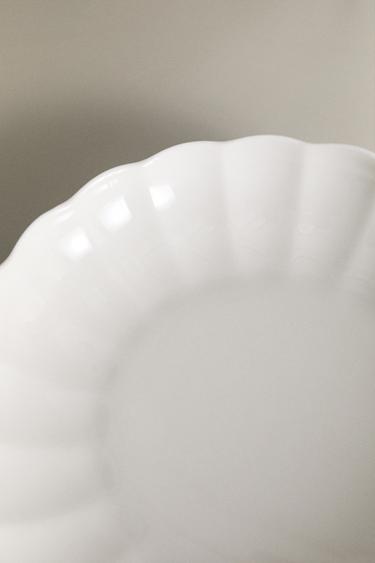 SCALLOPED PORCELAIN SOUP PLATE - White by Zara - Image 4