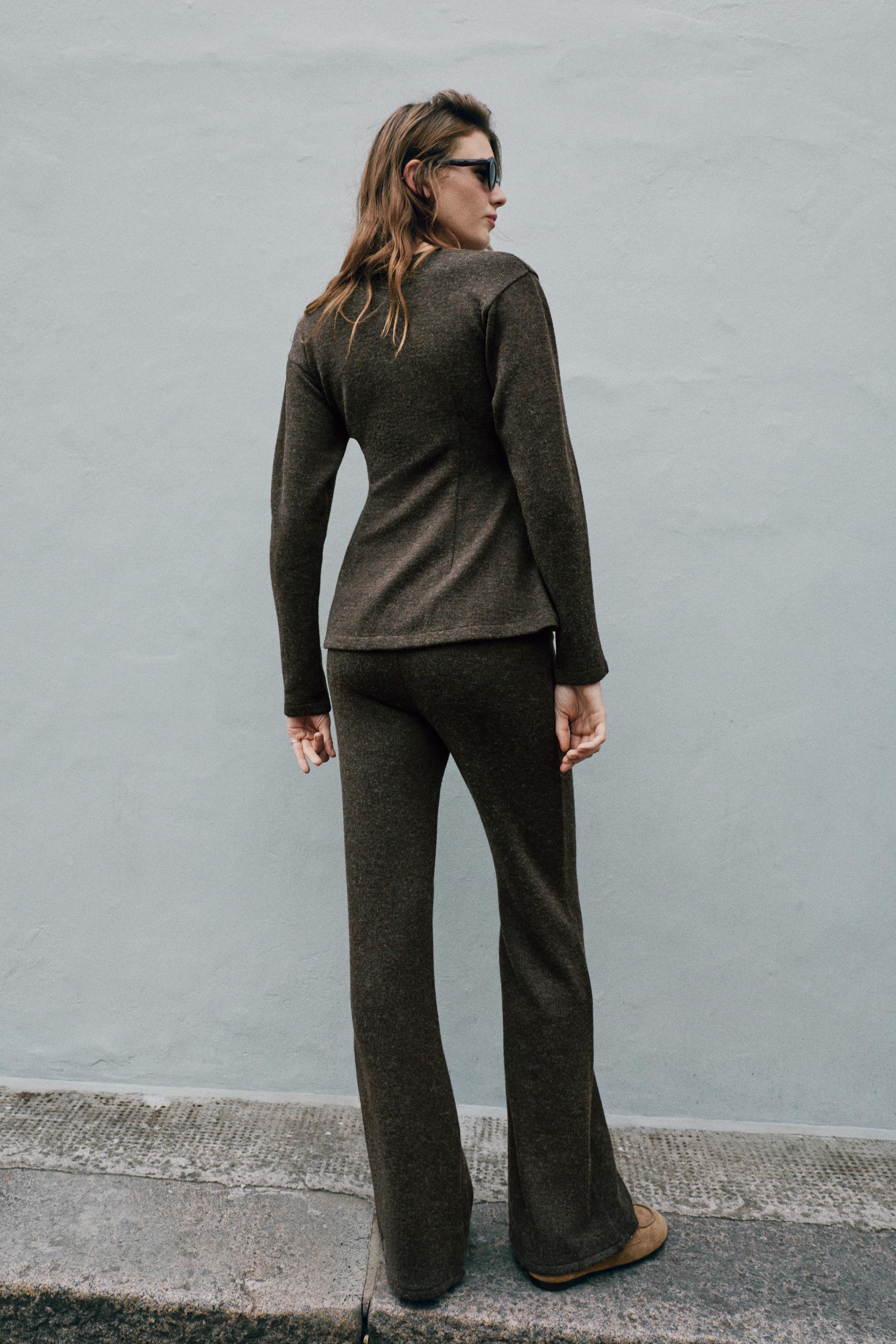FLARE PANTS