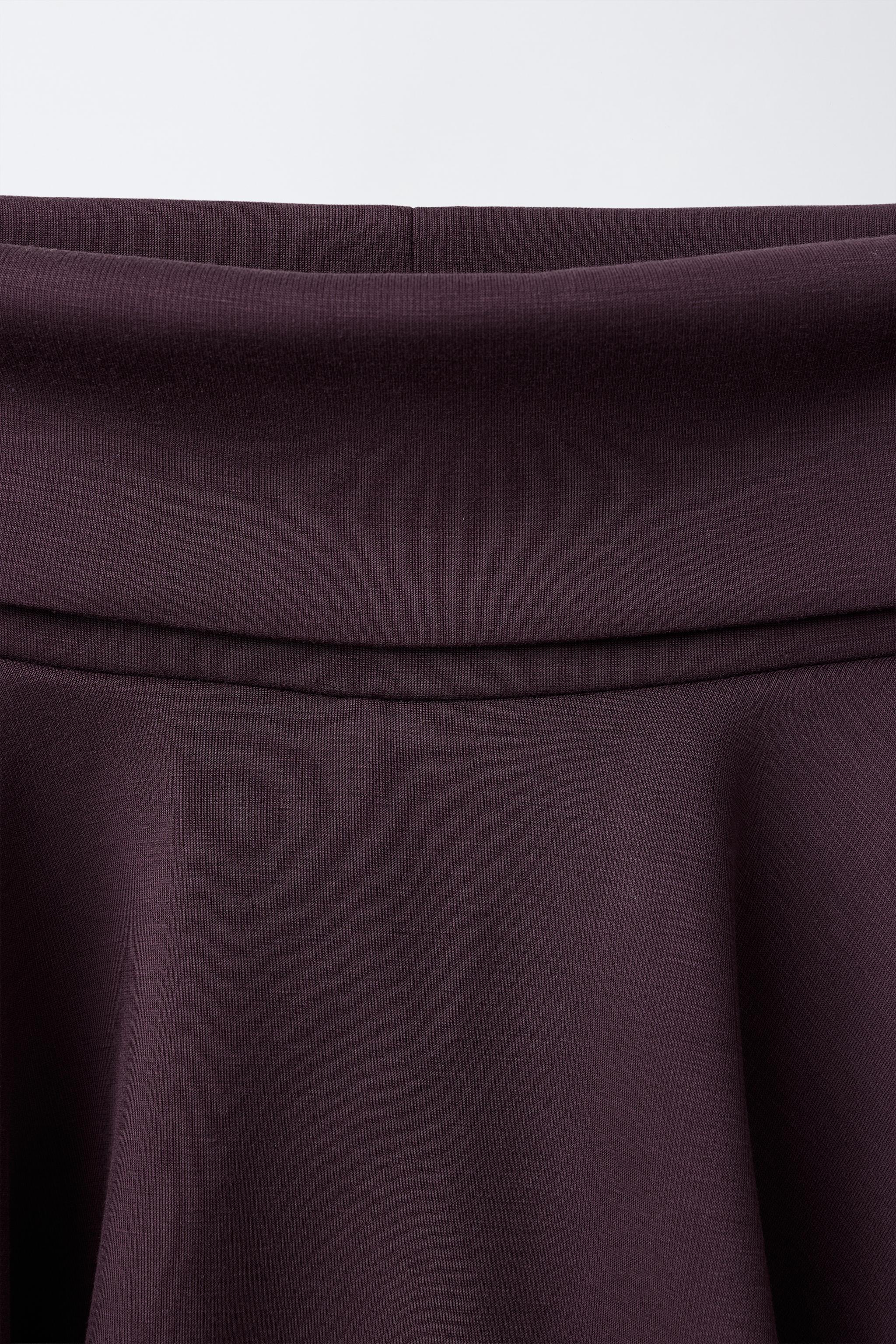 FOLD-OVER GYM SKIRT
