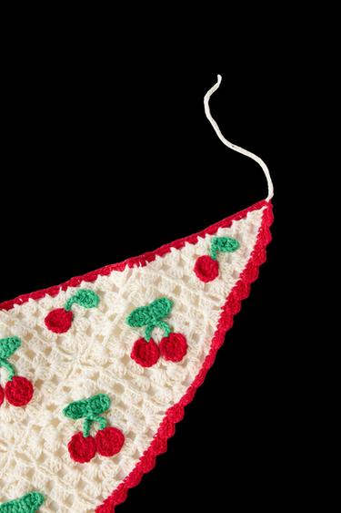 PAÑOLETA PUNTO CROCHET CEREZAS - Arena de Zara