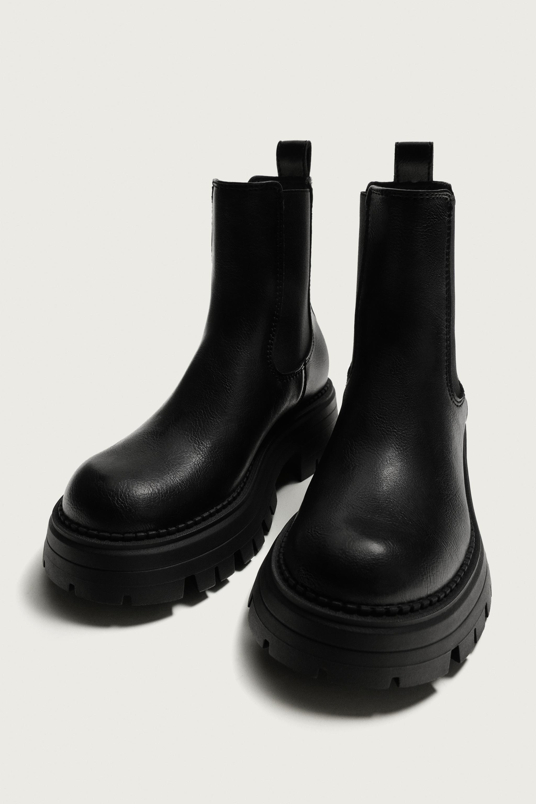 CHUNKY CHELSEA BOOTS