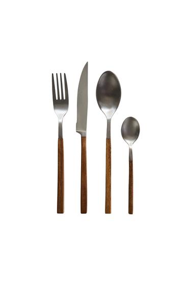 SADA 4 KUSŮ PŘÍBORŮ S DŘEVĚNOU RUKOJETÍ - Hnědá od Zara