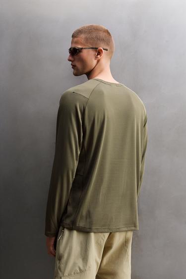 T-SHIRT TECHNIQUE GRAVEL MANCHES LONGUES - Vert moyen de Zara - Image 2