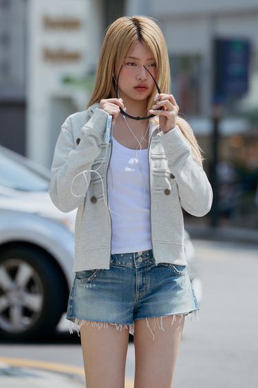 SHORTS IN DENIM MINI TRF CON BORCHIE - Indaco di Zara