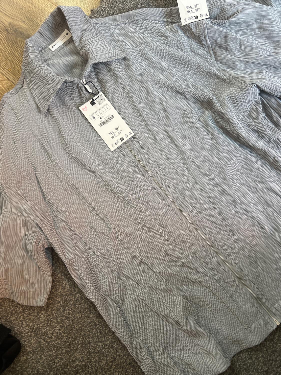 PLEATED SHIRT WITH ZIP - Image 3