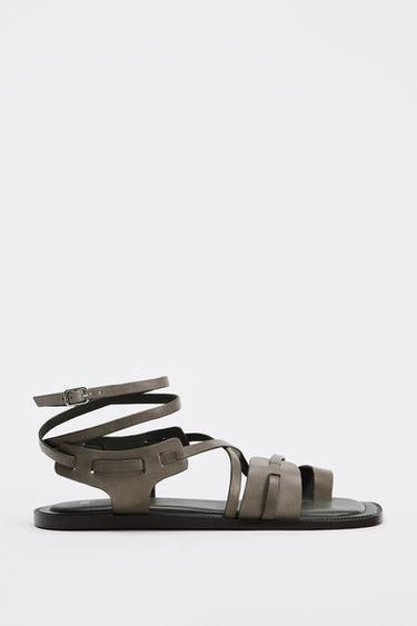 SANDALIA PLANA PIEL ATADA - Gris de Zara