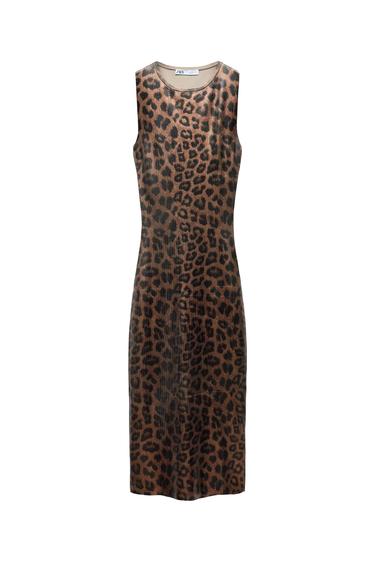 Front view of a sleeveless, bodycon, leopard-print dress.