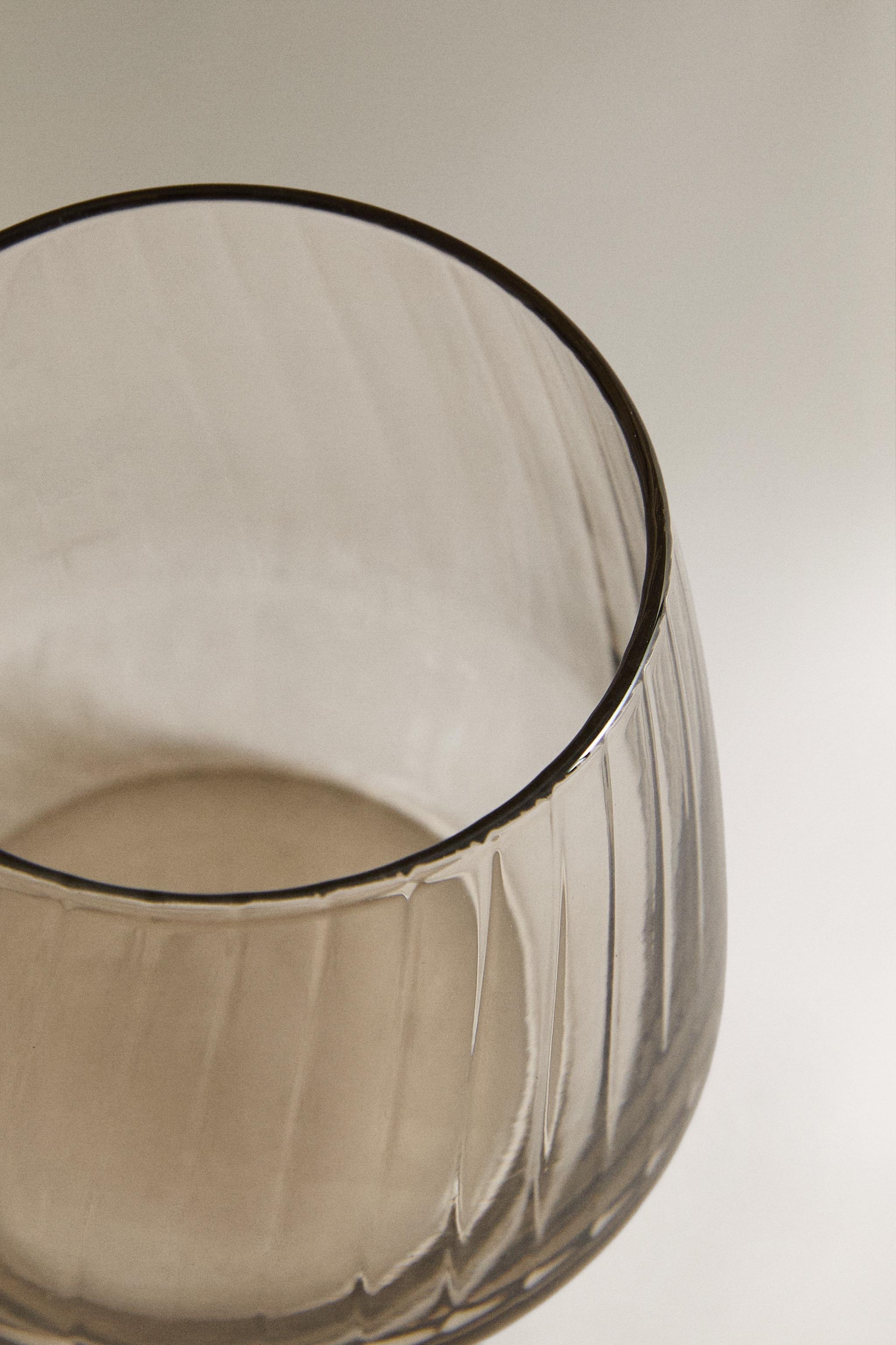 COLOURED GLASS TUMBLER