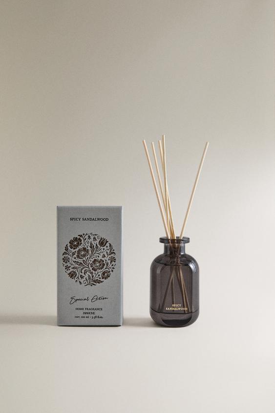 (100 ML) DIFUSOR DE AMBIENTE COM VARETAS SPICY SANDALWOOD - Cinza-vigoré da Zara - Imagem 0