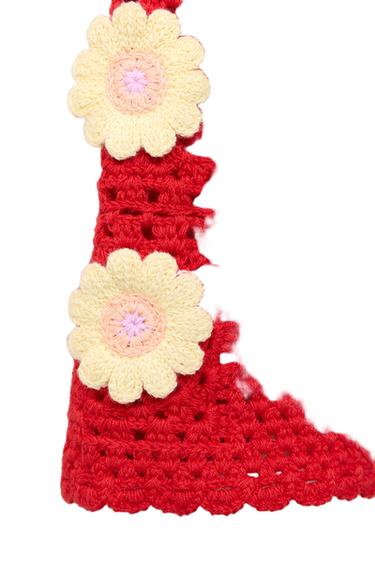 FLORAL CROCHET KNIT BERMUDA SHORTS - Red by Zara