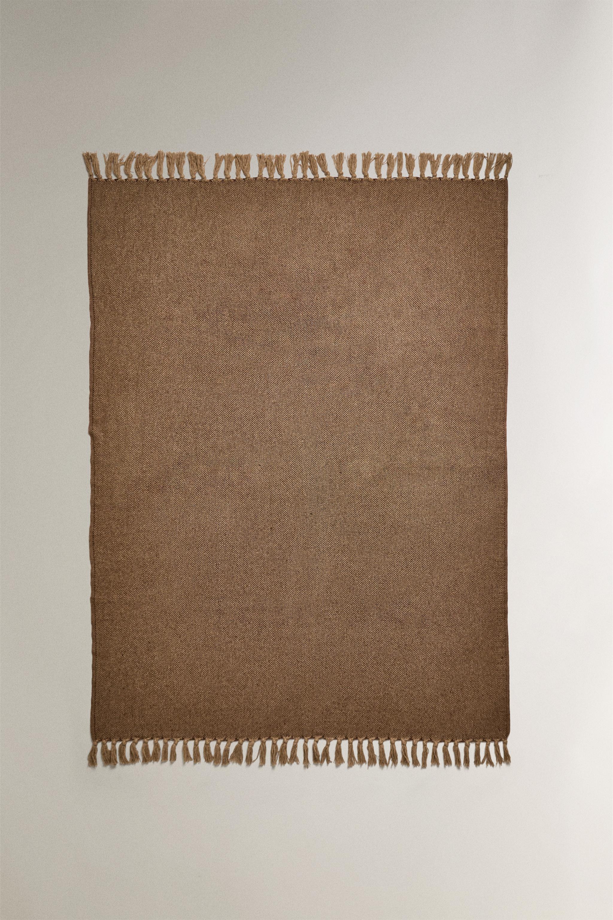 FRINGED BLANKET