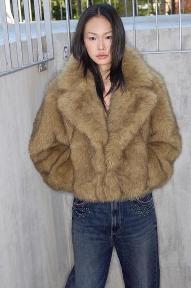 SHORT FAUX FUR COAT - Light beige by Zara