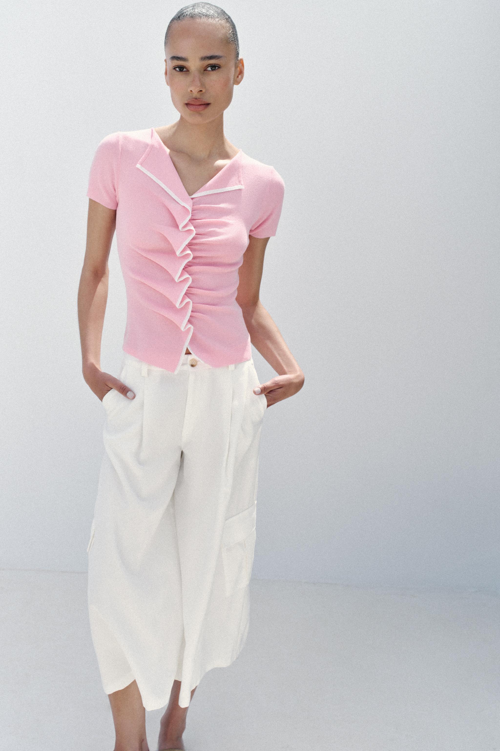 RUCHED KNIT TOP