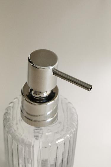 DISTRIBUTEUR SAVON VERRE RELIEF ET MÉTAL - Transparent de Zara - Image 1