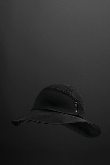 TECHNICAL BUCKET HAT - Black by Zara