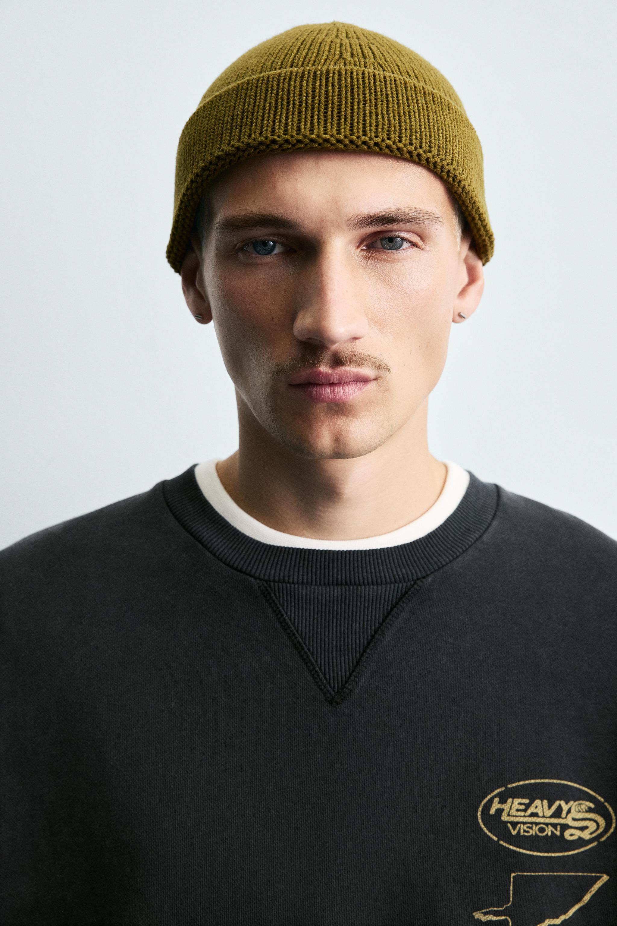 WASHED PRINTED GRAPHIC SWEATSHIRT