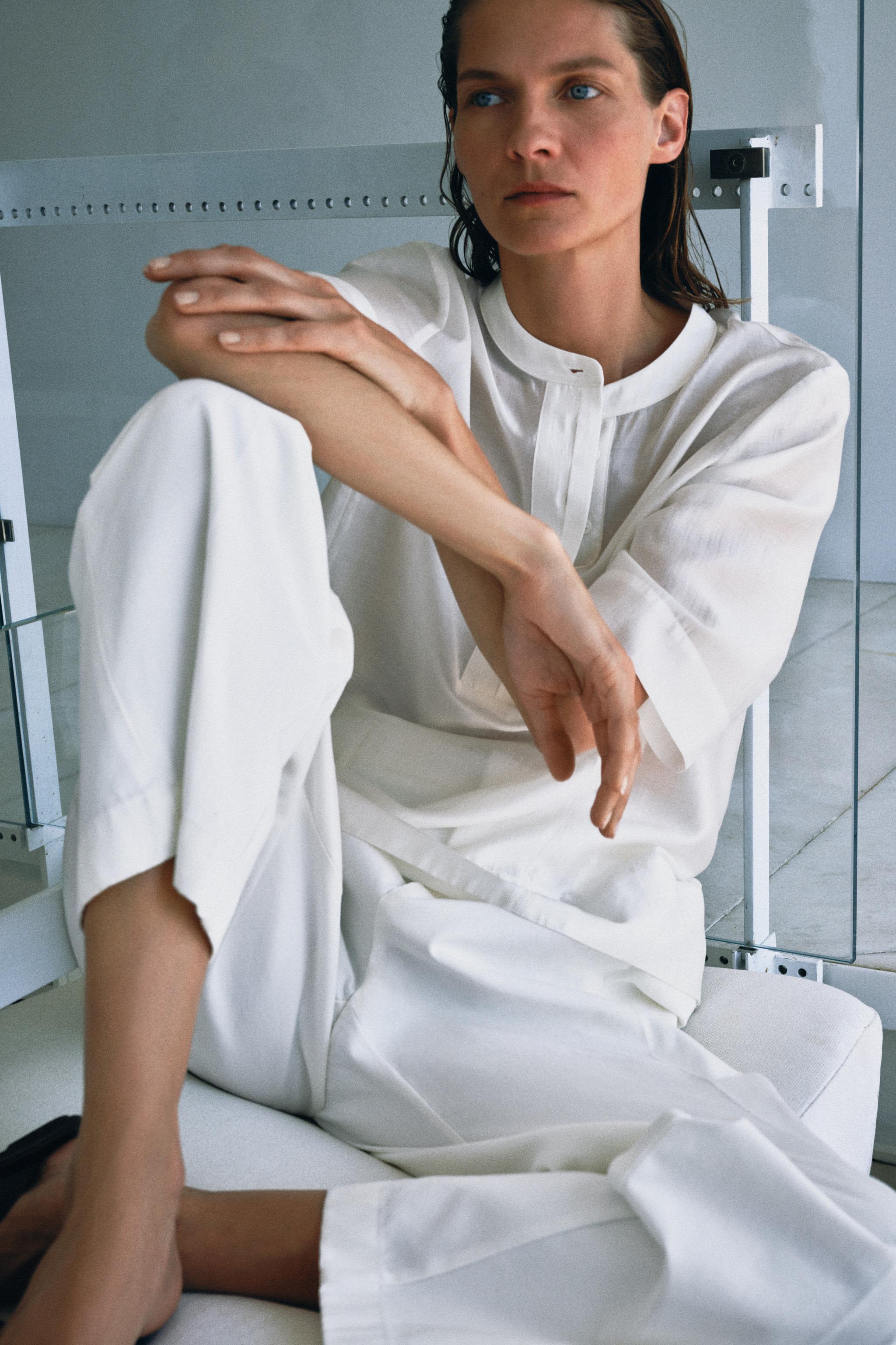 SHORT SLEEVE FLOWY BLOUSE ZW COLLECTION — Oyster-white (alternate view)