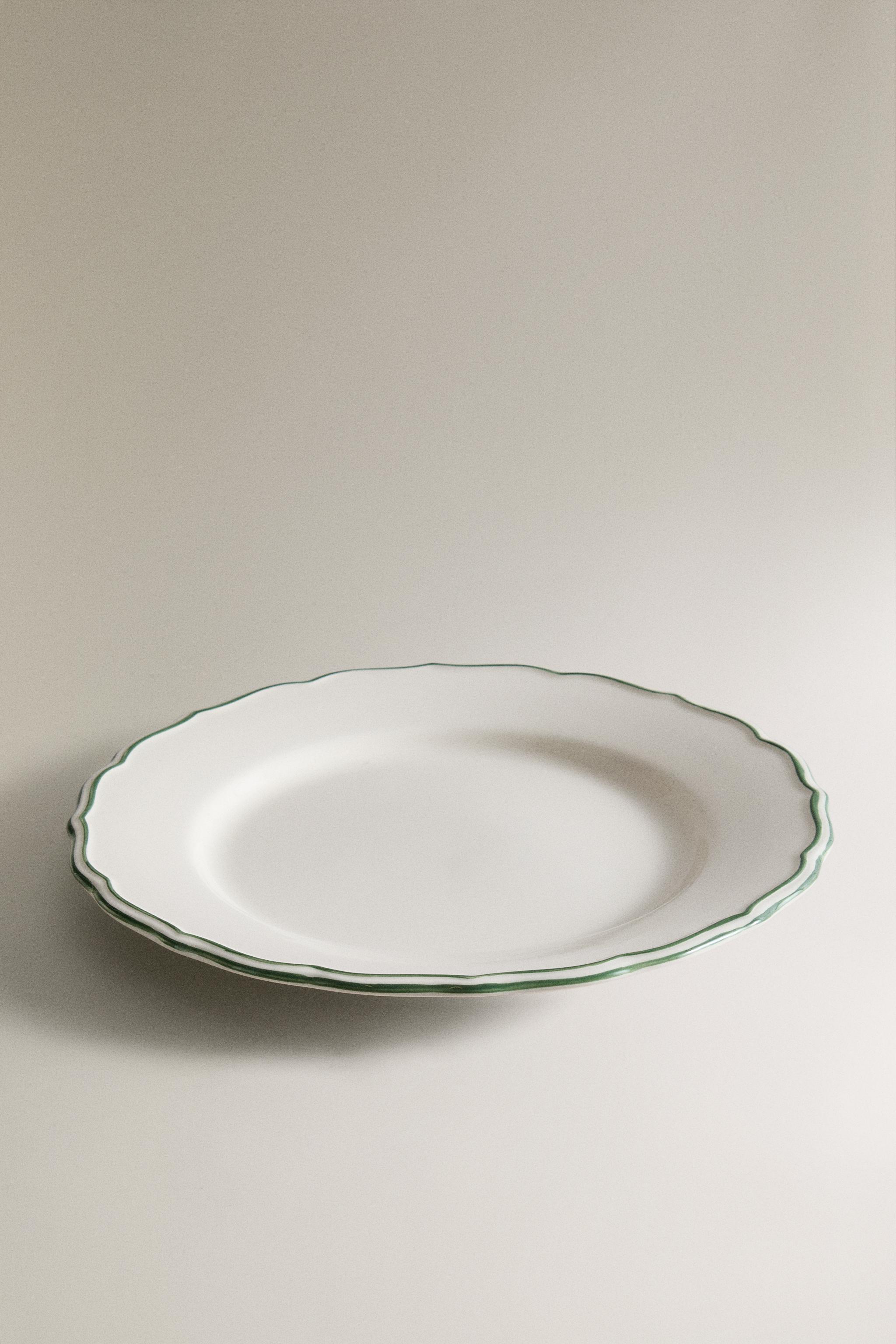 EARTHENWARE DINNER PLATE WITH CONTRASTING RIM