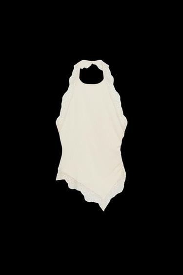 TOP HALTER TEXTURA ENCAJE - Hueso de Zara