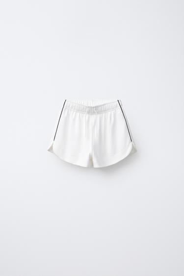 BERMUDASHORTS MED PYNTEKANTER - knæk. hvid fra Zara - Billede 0