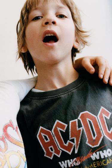 ФУТБОЛКА ACDC © — ЧЕРНЫЙ от Zara